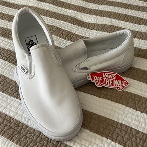 Vans Women’s White Slip-On Shoes M:8.5 W:10 NEW!